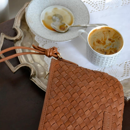 Treats Brenda Small Crossbody Cognac