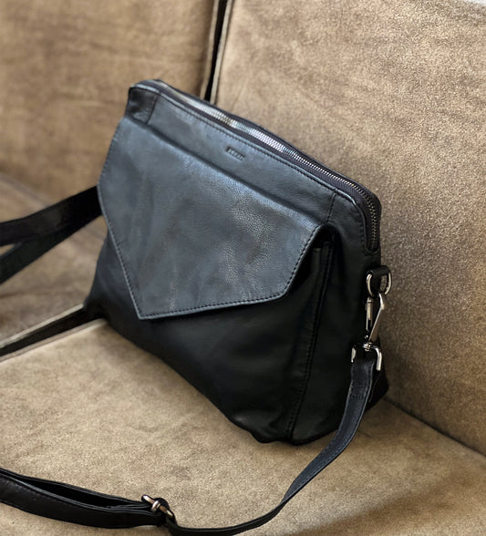 Treats Dara Soft Bags Black