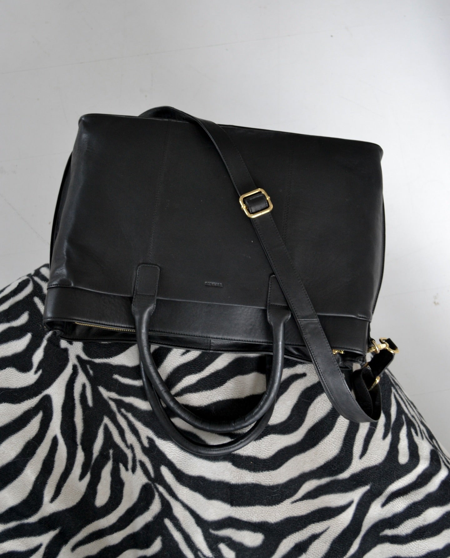 Treats Karely Bags Black
